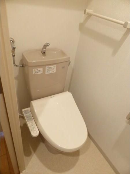 札幌市中央区南十三条西マンション トイレ