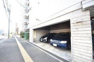 札幌市北区北十二条西マンション 駐車場
