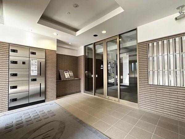 インペリアル山鼻 エントランス