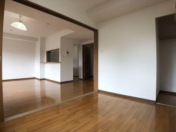 インペリアル山鼻 部屋画像