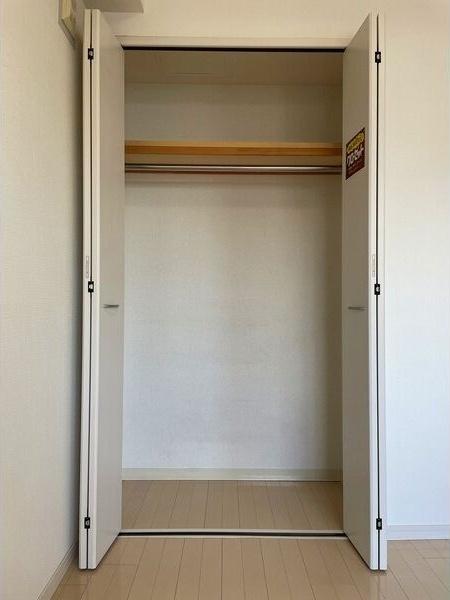 シュクル医大南 収納