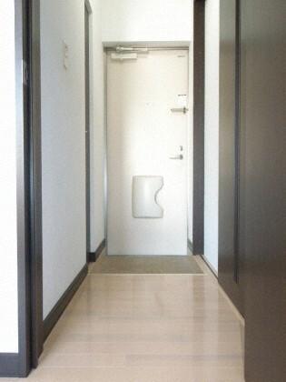 シティハウス 玄関