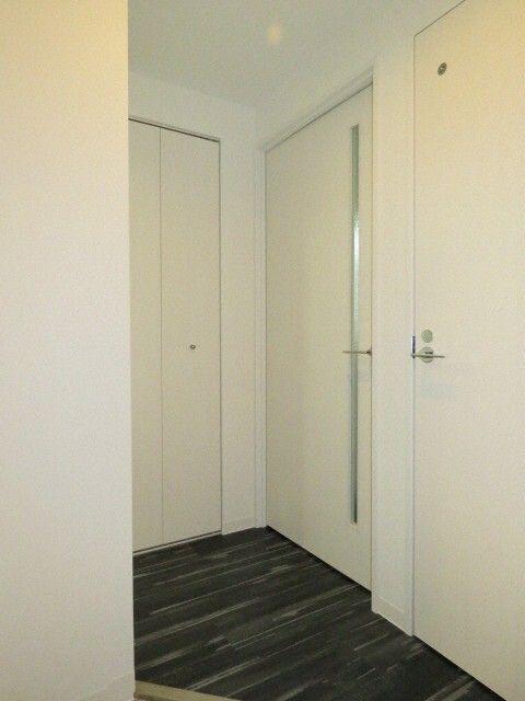 札幌市東区北七条東マンション エントランス