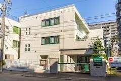 北海大谷学園札幌大谷第二幼稚園：302m