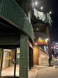 びっくりドンキー石山通り店：225m