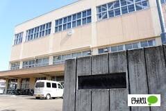 札幌市立新川中学校：512m
