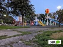 北園公園：896m