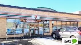 セブンイレブン札幌白石中央2条店：313m