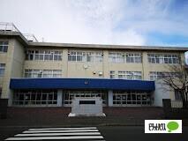 札幌市立篠路西中学校：1336m