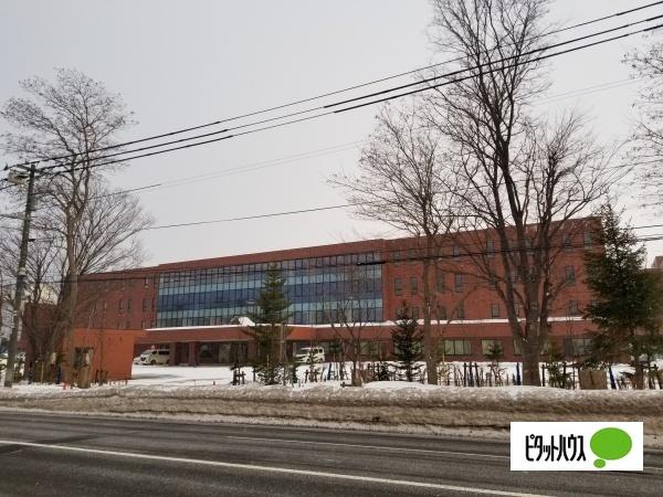 私立日本医療大学月寒本キャンパス：1631m
