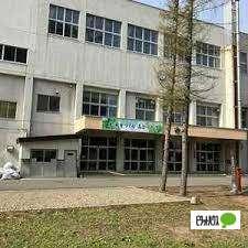札幌市立みどり小学校：239m