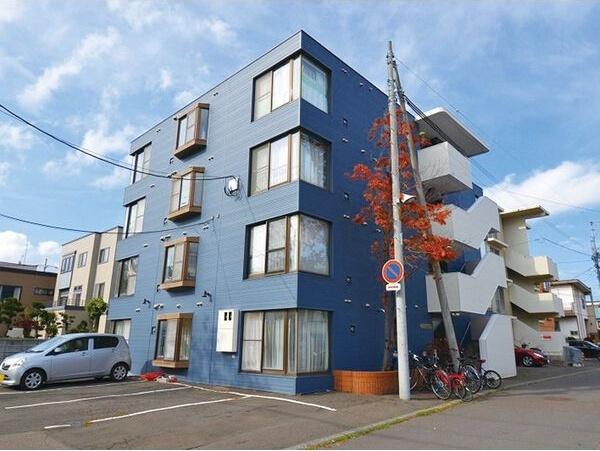 札幌市北区北二十七条西マンション 外観