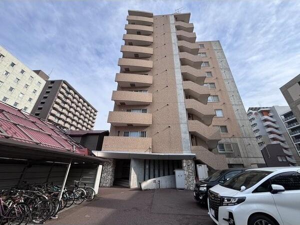 札幌市中央区南五条東マンション 外観