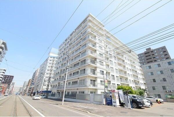 秀和南8条レジデンス 外観