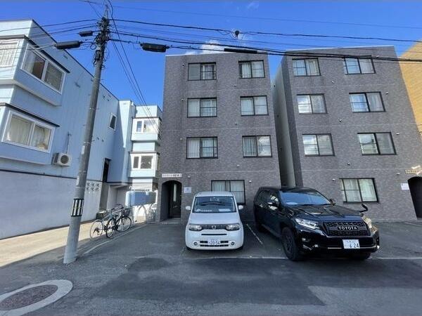 札幌市豊平区中の島一条マンション 外観