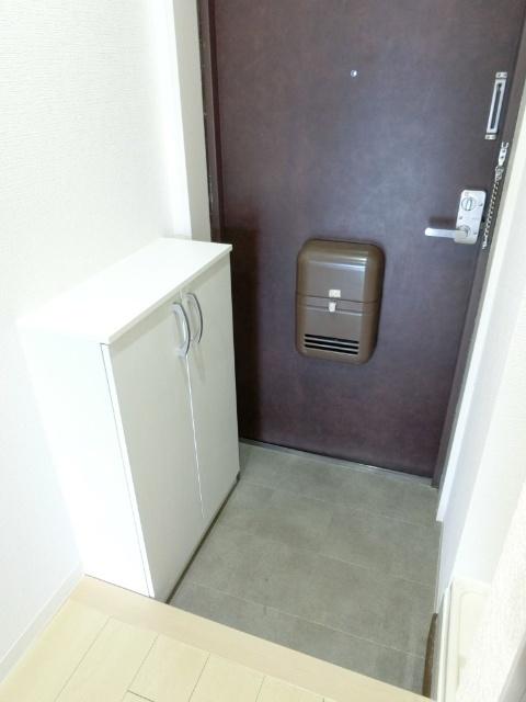 コーディアルハウス広瀬町（406） 玄関