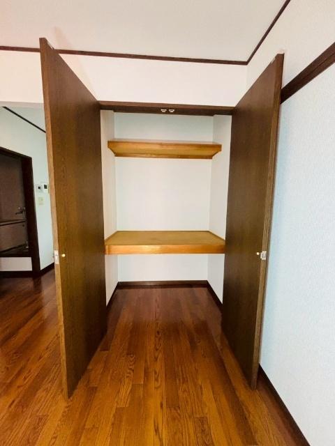 エクセルハイツ（205） 収納