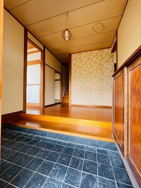 ひより台貸家（1） 玄関