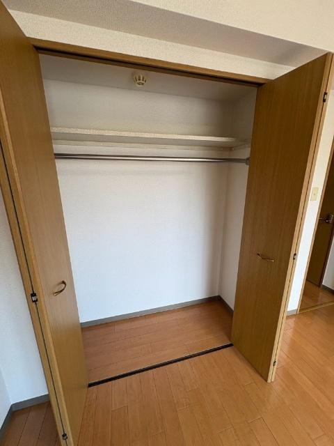 パルメゾン旭ヶ丘（206） 収納
