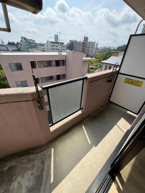 パルメゾン旭ヶ丘（502） バルコニー