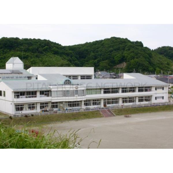 仙台市立泉松陵小学校:607m