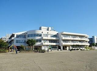 仙台市立長町南小学校：1057m