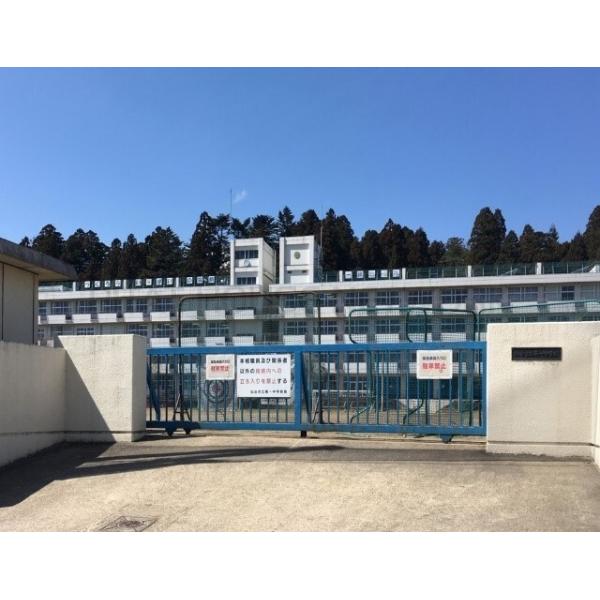 仙台市立第一中学校:1205m