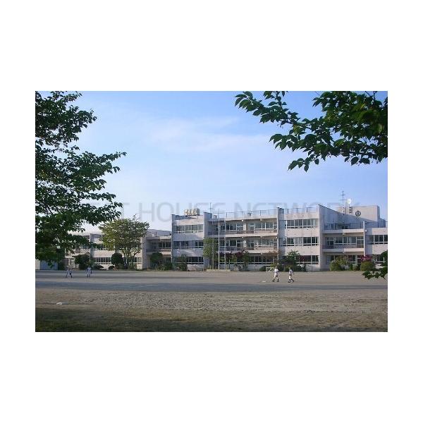 大和町立吉岡小学校:2291m