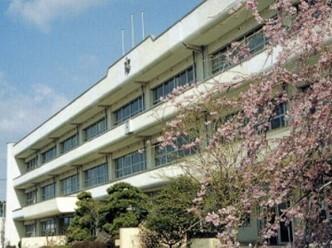 富谷市立富谷小学校：833m