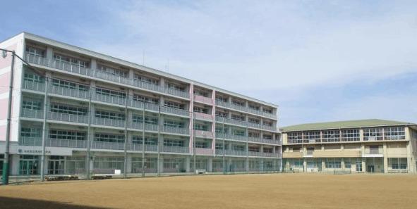 仙台市立宮城野中学校：2038m