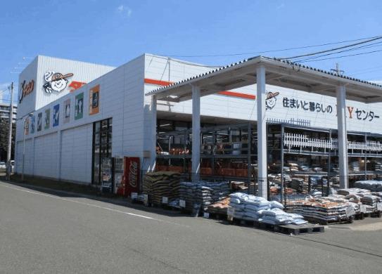 ダイシン南小泉店：1369m