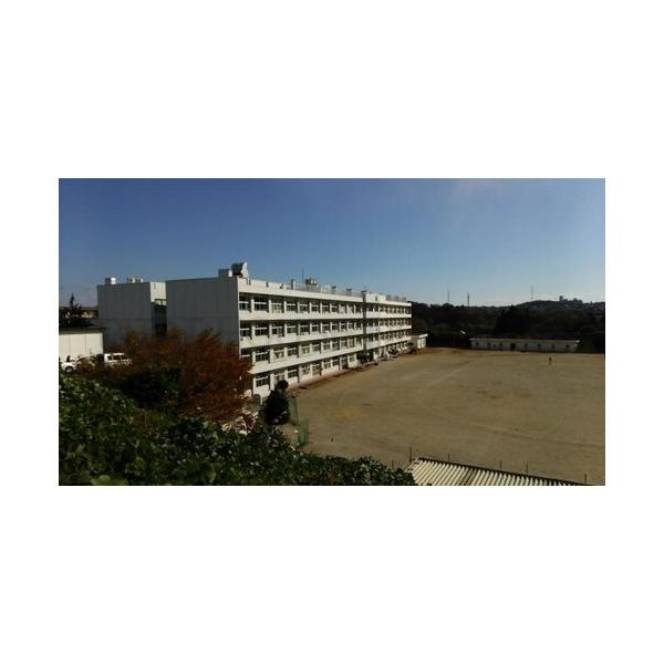 仙台市立将監東中学校:1332m