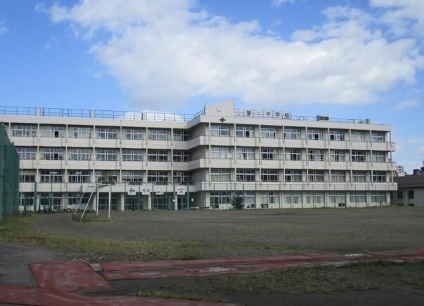 仙台市立第二中学校：1471m