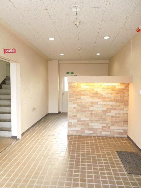コーディアルハウス広瀬町（403） エントランス