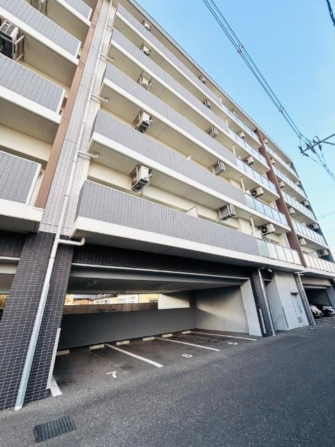フェリーチェ薬師堂（607） 駐車場
