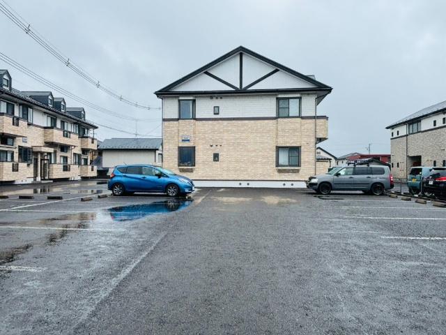 エスポワールコマツ参番館（102） 駐車場