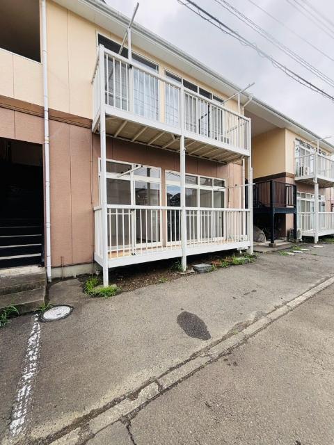 コーポローズ（102） 駐車場