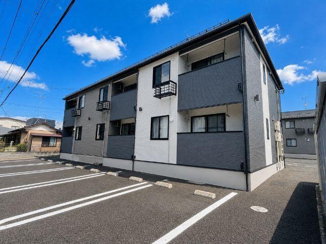 アルバトロス吉岡（103） 駐車場