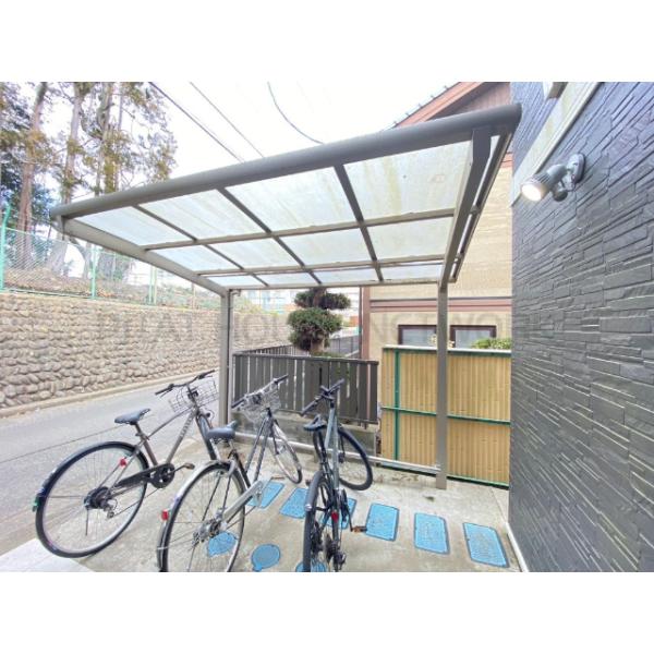 駐輪場・センサーライト有