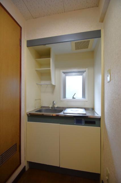高梁市下町マンション キッチン