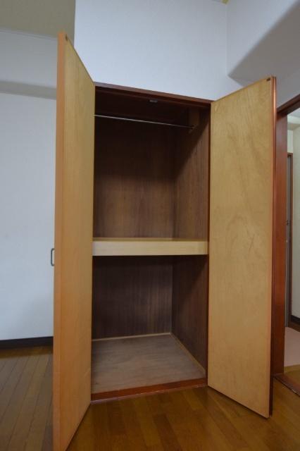 高梁市下町マンション 収納