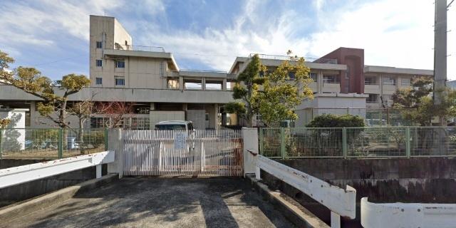 岡山市立芳明小学校：1204m