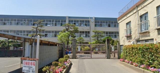 倉敷市立倉敷東小学校：401m