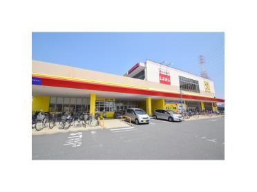 イズミヤまるとく市場門真南店：905m