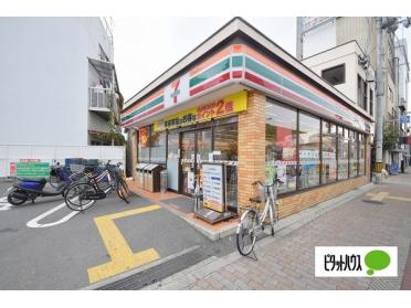 セブンイレブン大阪清水駅前店：69m