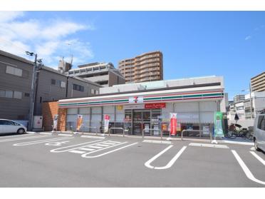 セブンイレブン大阪鶴見2丁目店：25m