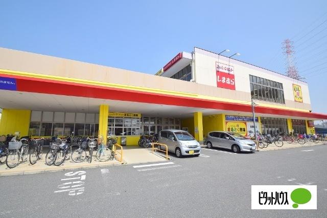 スーパーマーケットまるとく市場門真南店：1067m