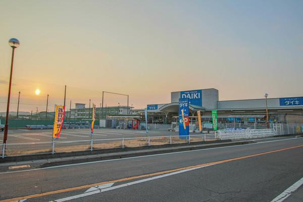 ダイキ邑久店：2112m