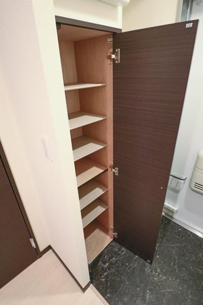 レオネクスト瀬戸駅前 収納