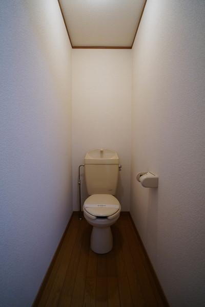 レオパレス中島 トイレ